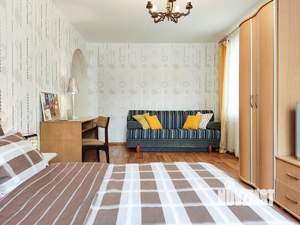 1-к квартира, посуточно, 35м2, 1/1 этаж