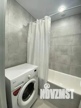 1-к квартира, посуточно, 36м2, 3/9 этаж