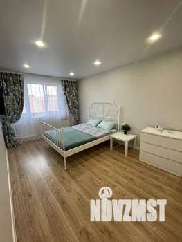1-к квартира, посуточно, 42м2, 8/10 этаж