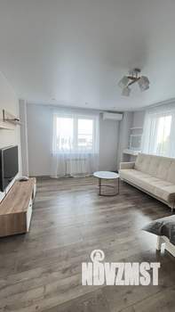 1-к квартира, посуточно, 44м2, 3/9 этаж