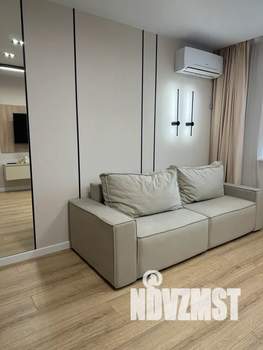 1-к квартира, посуточно, 43м2, 4/9 этаж