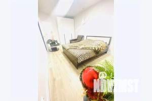 1-к квартира, посуточно, 42м2, 6/9 этаж