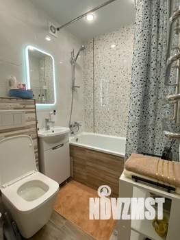 2-к квартира, посуточно, 42м2, 4/4 этаж