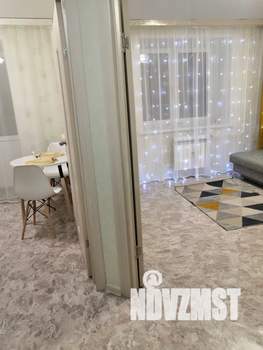 1-к квартира, посуточно, 30м2, 4/10 этаж