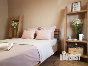 3-к квартира, посуточно, 65м2, 1/5 этаж