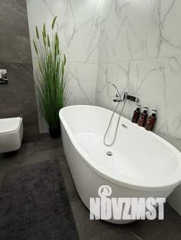 1-к квартира, посуточно, 44м2, 4/9 этаж