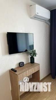 1-к квартира, посуточно, 40м2, 8/10 этаж