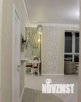 Студия квартира, посуточно, 43м2, 4/5 этаж