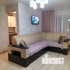 2-к квартира, посуточно, 50м2, 3/5 этаж