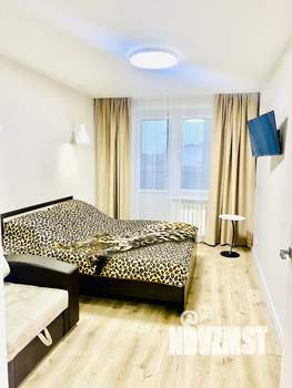 1-к квартира, посуточно, 42м2, 6/9 этаж