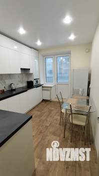 1-к квартира, посуточно, 40м2, 1/10 этаж