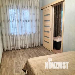 2-к квартира, посуточно, 43м2, 4/4 этаж