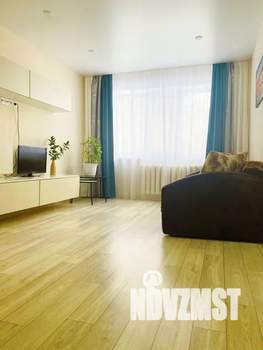 3-к квартира, посуточно, 58м2, 1/5 этаж