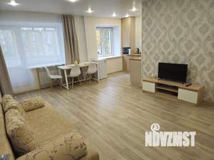 2-к квартира, посуточно, 43м2, 2/4 этаж