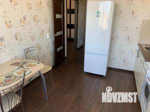 1-к квартира, посуточно, 39м2, 6/10 этаж