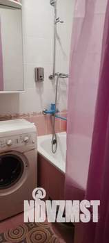 2-к квартира, посуточно, 42м2, 4/6 этаж