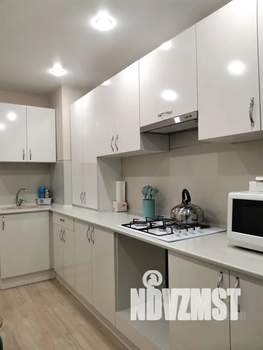 1-к квартира, посуточно, 38м2, 4/9 этаж