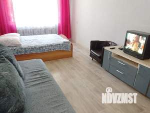 2-к квартира, посуточно, 49м2, 1/5 этаж