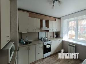 1-к квартира, посуточно, 35м2, 3/10 этаж