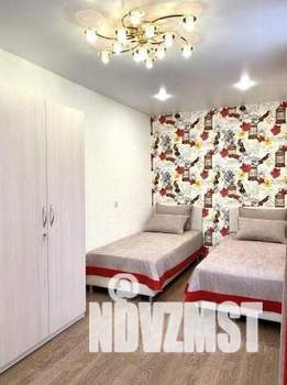 3-к квартира, посуточно, 50м2, 1/1 этаж