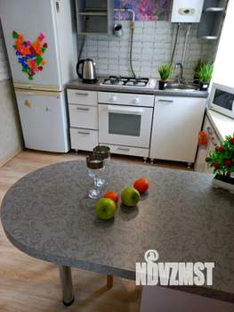 1-к квартира, посуточно, 30м2, 2/6 этаж