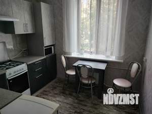 1-к квартира, посуточно, 40м2, 2/4 этаж