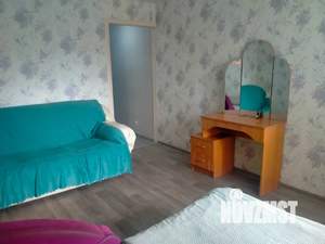 1-к квартира, посуточно, 32м2, 1/10 этаж