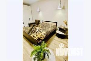 1-к квартира, посуточно, 42м2, 6/9 этаж