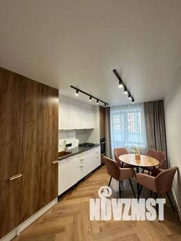 1-к квартира, посуточно, 38м2, 6/10 этаж