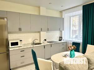 Студия квартира, посуточно, 55м2, 1/4 этаж