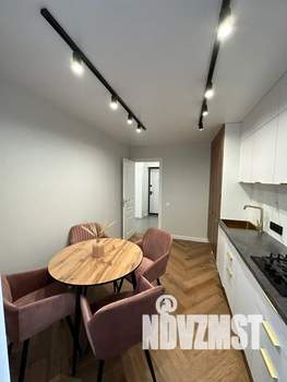 1-к квартира, посуточно, 38м2, 6/10 этаж