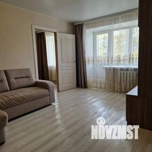 2-к квартира, посуточно, 45м2, 2/4 этаж