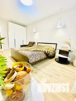 1-к квартира, посуточно, 42м2, 6/9 этаж