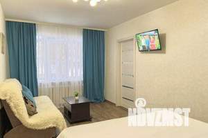 2-к квартира, посуточно, 49м2, 1/5 этаж