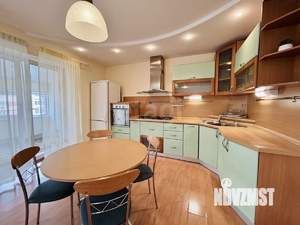 3-к квартира, вторичка, 126м2, 6/6 этаж