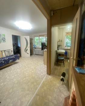 2-к квартира, вторичка, 45м2, 1/5 этаж