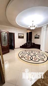3-к квартира, вторичка, 135м2, 3/7 этаж