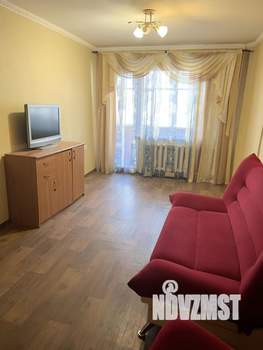 2-к квартира, вторичка, 55м2, 1/10 этаж