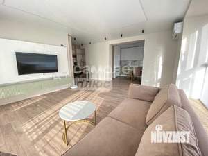 3-к квартира, вторичка, 103м2, 9/10 этаж