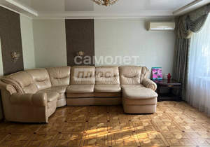 4-к квартира, вторичка, 108м2, 2/4 этаж