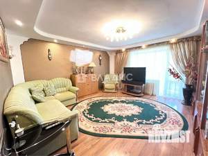 3-к квартира, вторичка, 96м2, 1/6 этаж