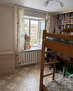 3-к квартира, вторичка, 68м2, 4/10 этаж