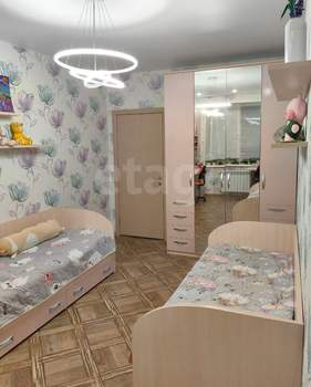 2-к квартира, вторичка, 64м2, 5/10 этаж