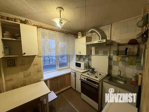 3-к квартира, вторичка, 58м2, 2/5 этаж