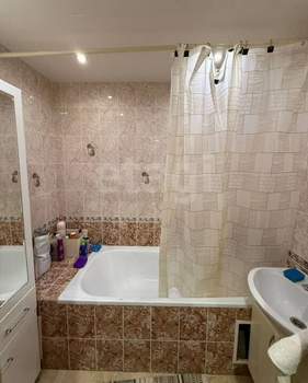 4-к квартира, вторичка, 110м2, 2/10 этаж