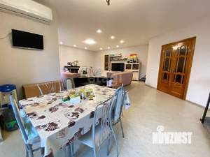 3-к квартира, вторичка, 151м2, 4/4 этаж