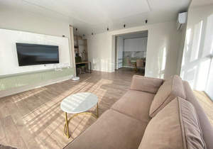 3-к квартира, вторичка, 103м2, 9/10 этаж