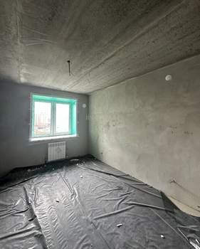 2-к квартира, вторичка, 60м2, 1/10 этаж