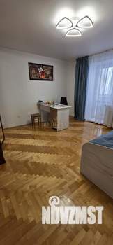 3-к квартира, вторичка, 106м2, 10/10 этаж
