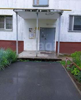 2-к квартира, вторичка, 52м2, 1/5 этаж